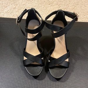 Women’s shoes wedge heels
